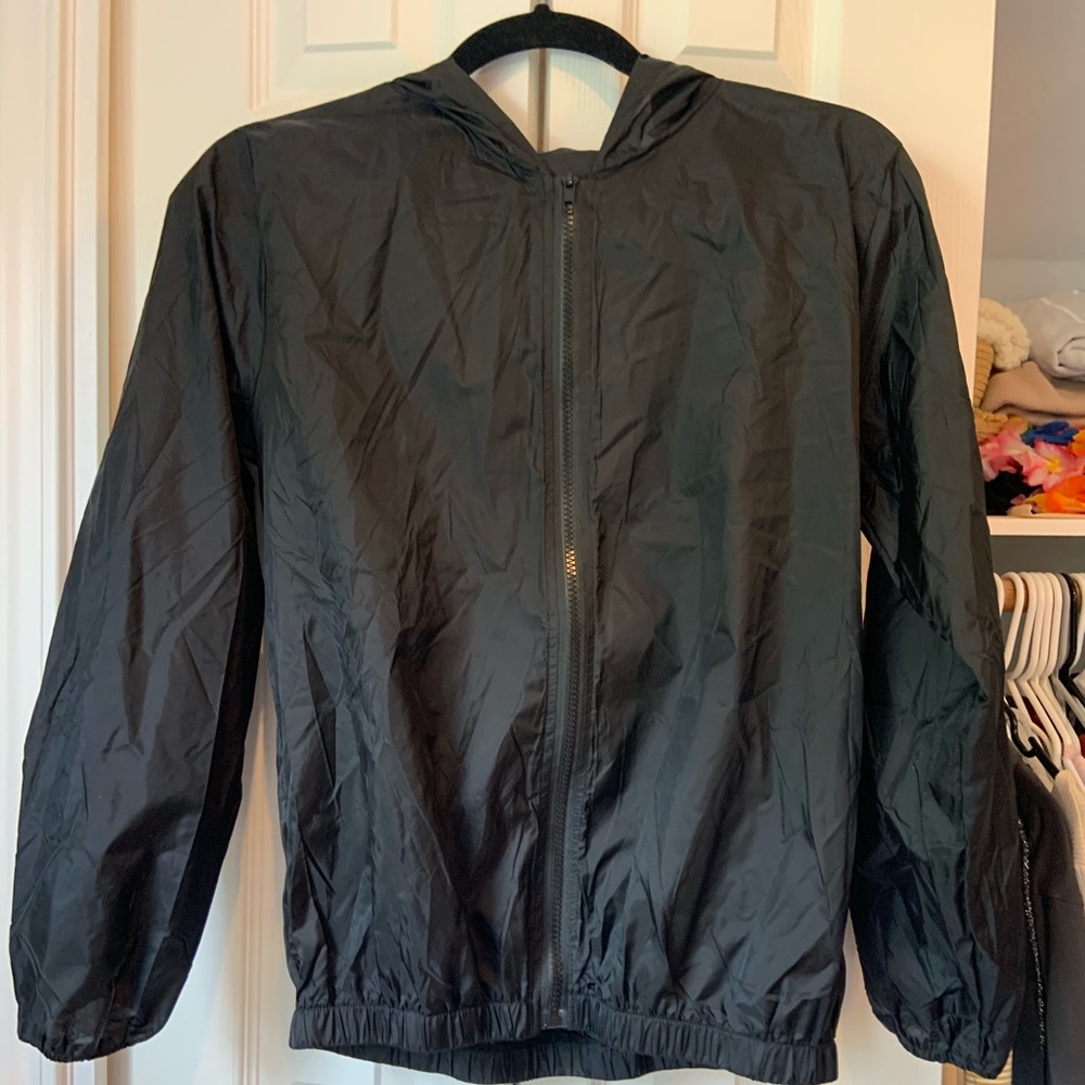 Brandy Melville Windbreaker